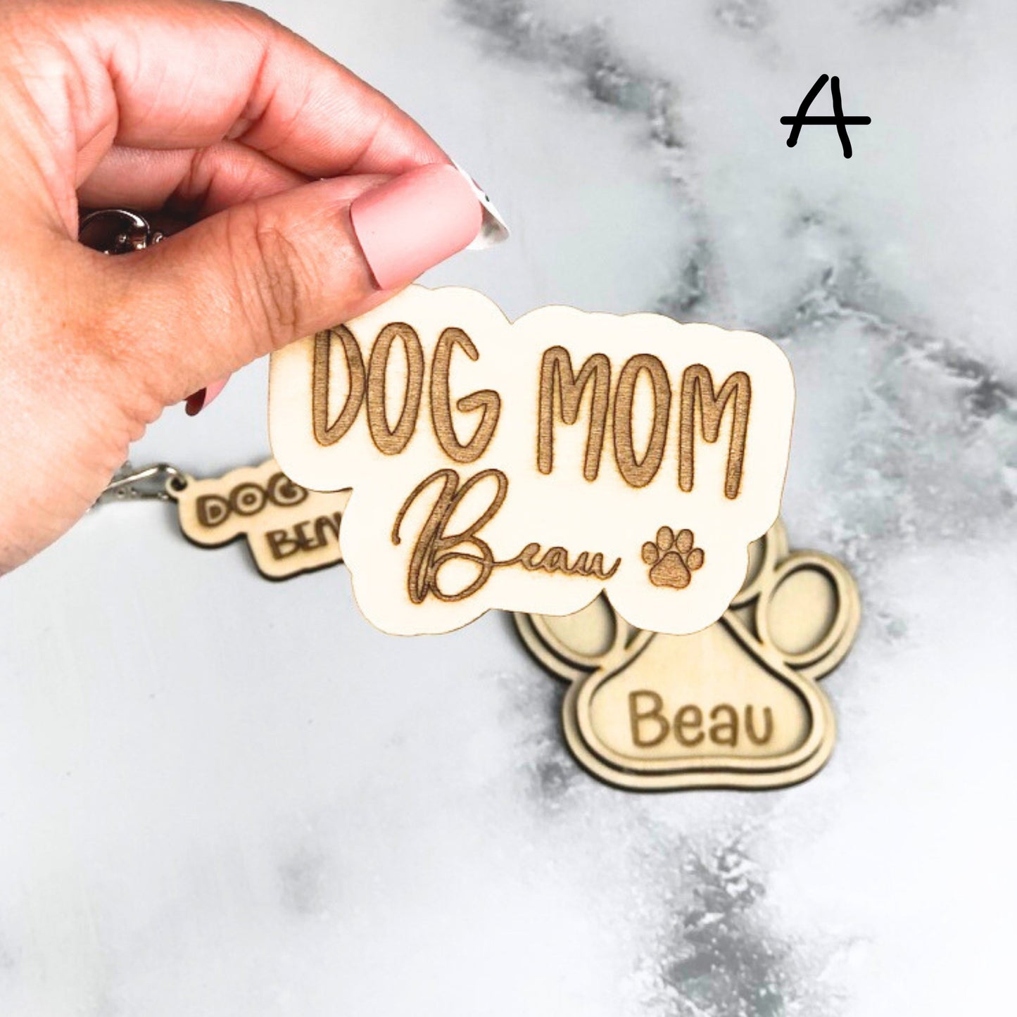 Customizable dog mom keychains, Personalized dog mama keychains, Dog Mama, Wooden Engraved Keychain, Dog Mama Gifts, Customizable Keychain